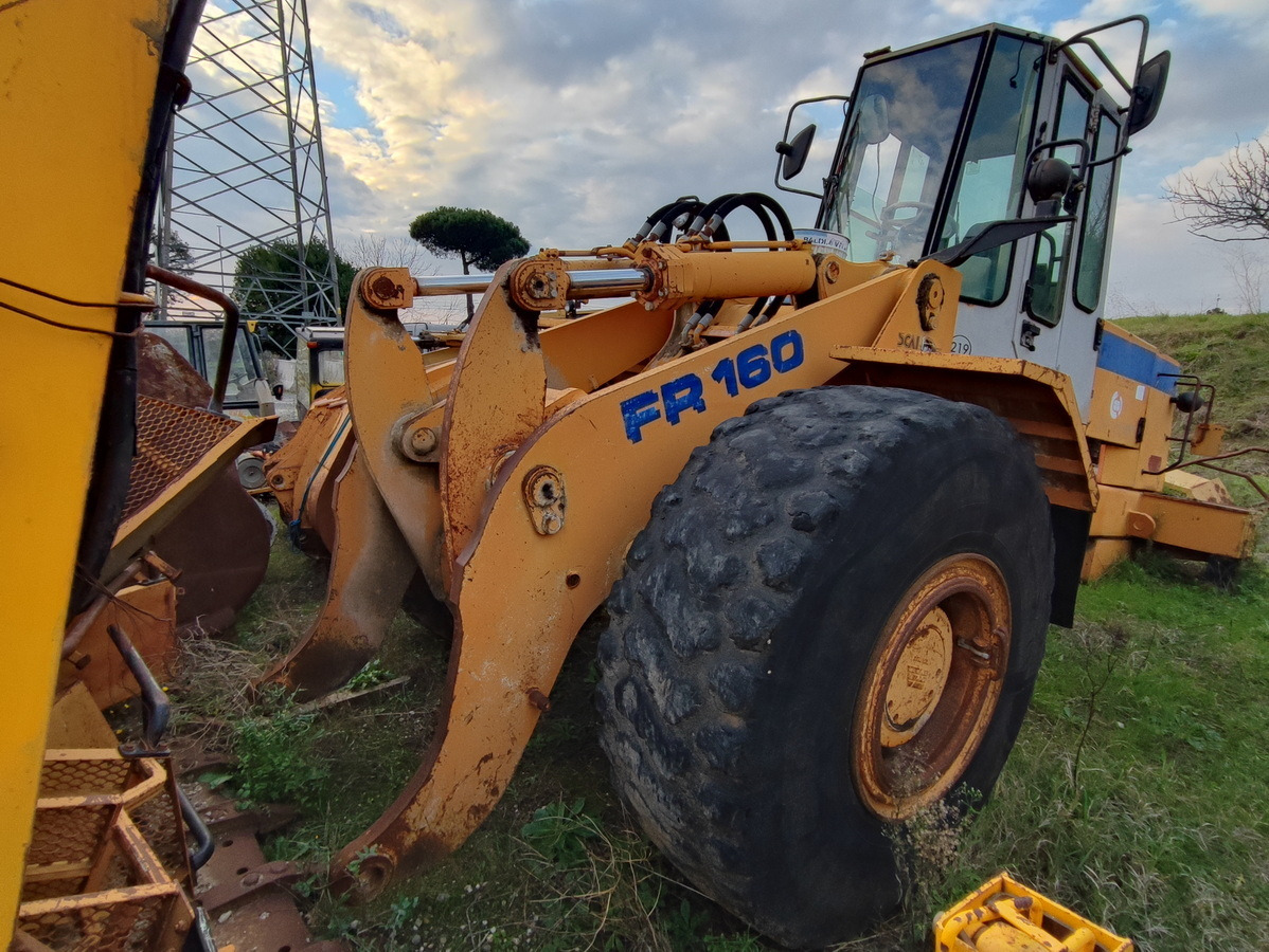 Flèche pour Engins de chantier FIAT HITACHI FR160: photos 3