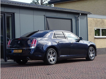 Voiture Lancia Thema 3.6 V6 Platinum B4 GEPANSERD