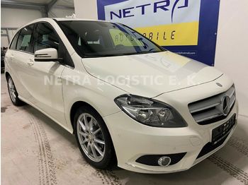 Voiture Mercedes-Benz Automatik*B180 *NAVI*SportPaket*BlueEfficiency
