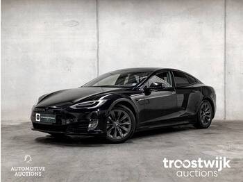 Tesla Model S 75D Base - Voiture