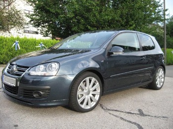 VW Golf 2.0 TDI DPF GT Sport R-LINE VOLLAUSTATTUNG - Voiture