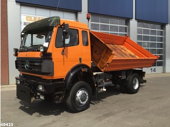 Camion benne Mercedes-Benz 1831 AK 4x4 Manual Full steel