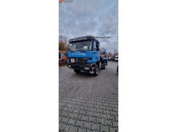 Camion multibenne Mercedes-Benz Actros 1840 (4x4) OM 501 LA