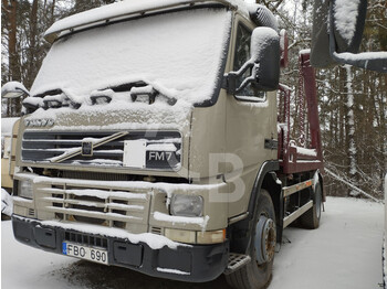 Camion multibenne Volvo FM7