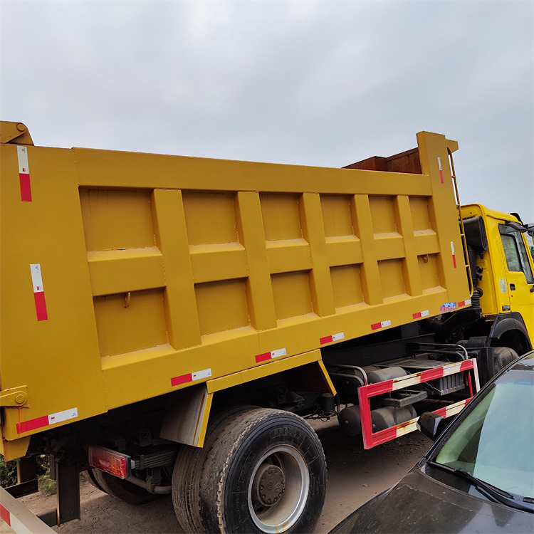 Camion benne HOWO HOWO6x4 336 -tipper: photos 10