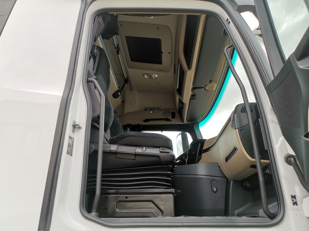 Châssis cabine Mercedes-Benz Actros 2545 / Voith Retarder / Lift-Lenkachse: photos 15