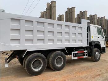 Camion benne pour transport de équipements lourds SINOTRUK HOWO Dump truck 371 6x4: photos 5