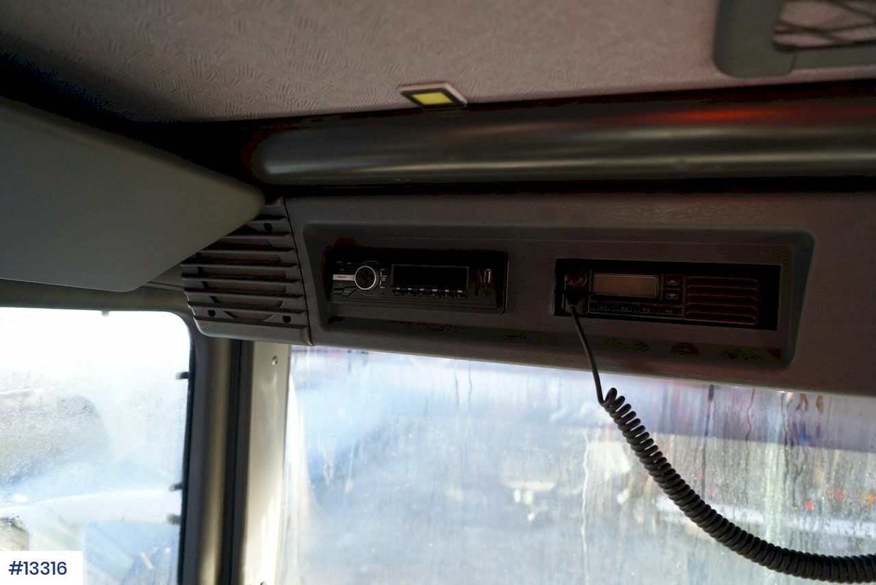 Châssis cabine Scania R124: photos 26