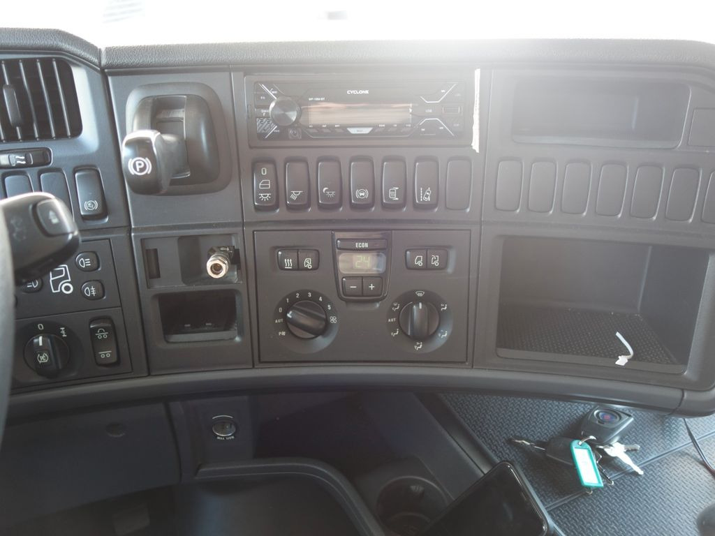 Camion porte-conteneur/ Caisse mobile Scania R450 6x2 BDF + Krone: photos 12