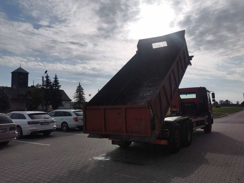 Camion benne Volvo FL10 dump truck: photos 14