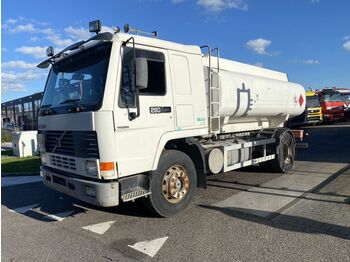 Camion citerne Volvo FL 7.260 FUEL TANK - 9.000 LITER - 3 COMPARTMENT: photos 1