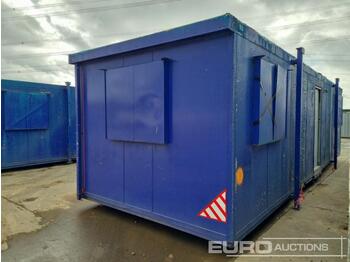  32' Site Changing Room - conteneur comme habitat