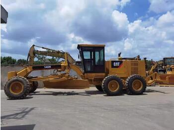 Niveleuse CATERPILLAR 140H