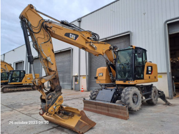 Pelle sur pneus CATERPILLAR M316F