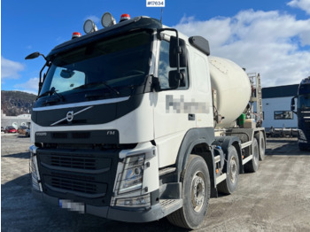 Camion malaxeur VOLVO FM 500