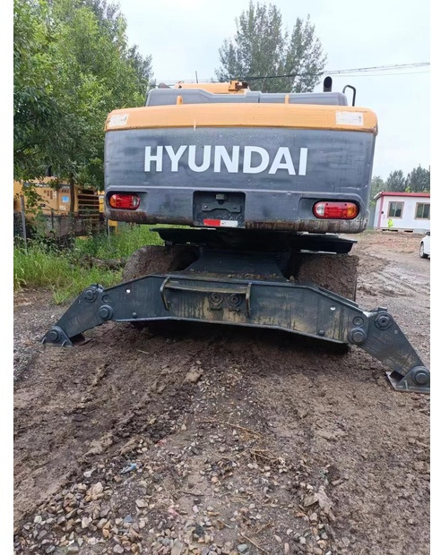 Pelle sur pneus 2022 Hyundai 210W-9: photos 5