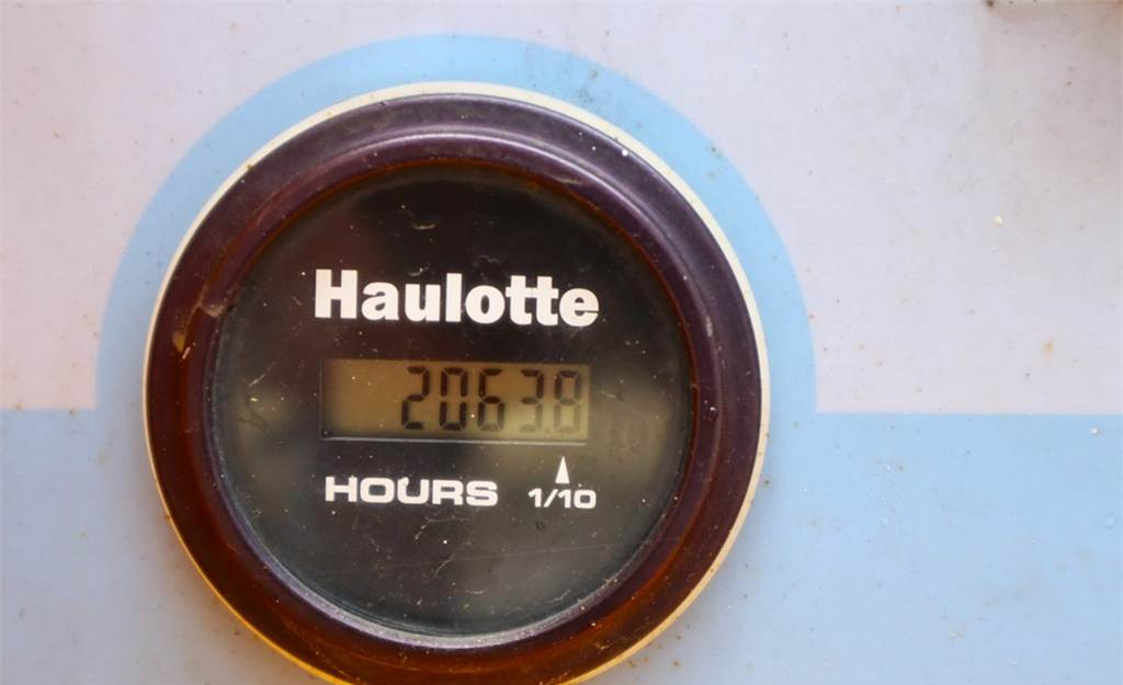 Nacelle ciseaux Haulotte H15SXL Diesel, 4x4 Drive, 15m Working Height, 500k: photos 6