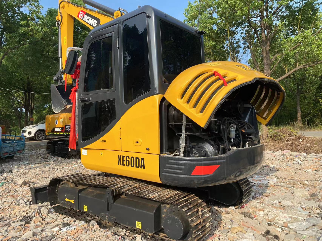 Pelle sur chenille Mini excavator XCMG XE60DA earth moving digger for sale: photos 7