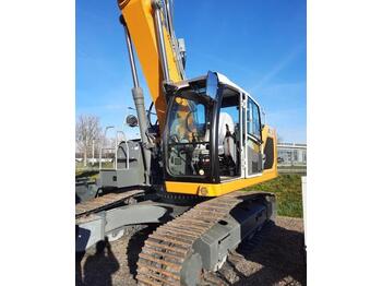 Pelle sur chenille Liebherr R 930 Litronic