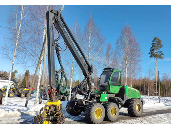 Abatteuse JOHN DEERE