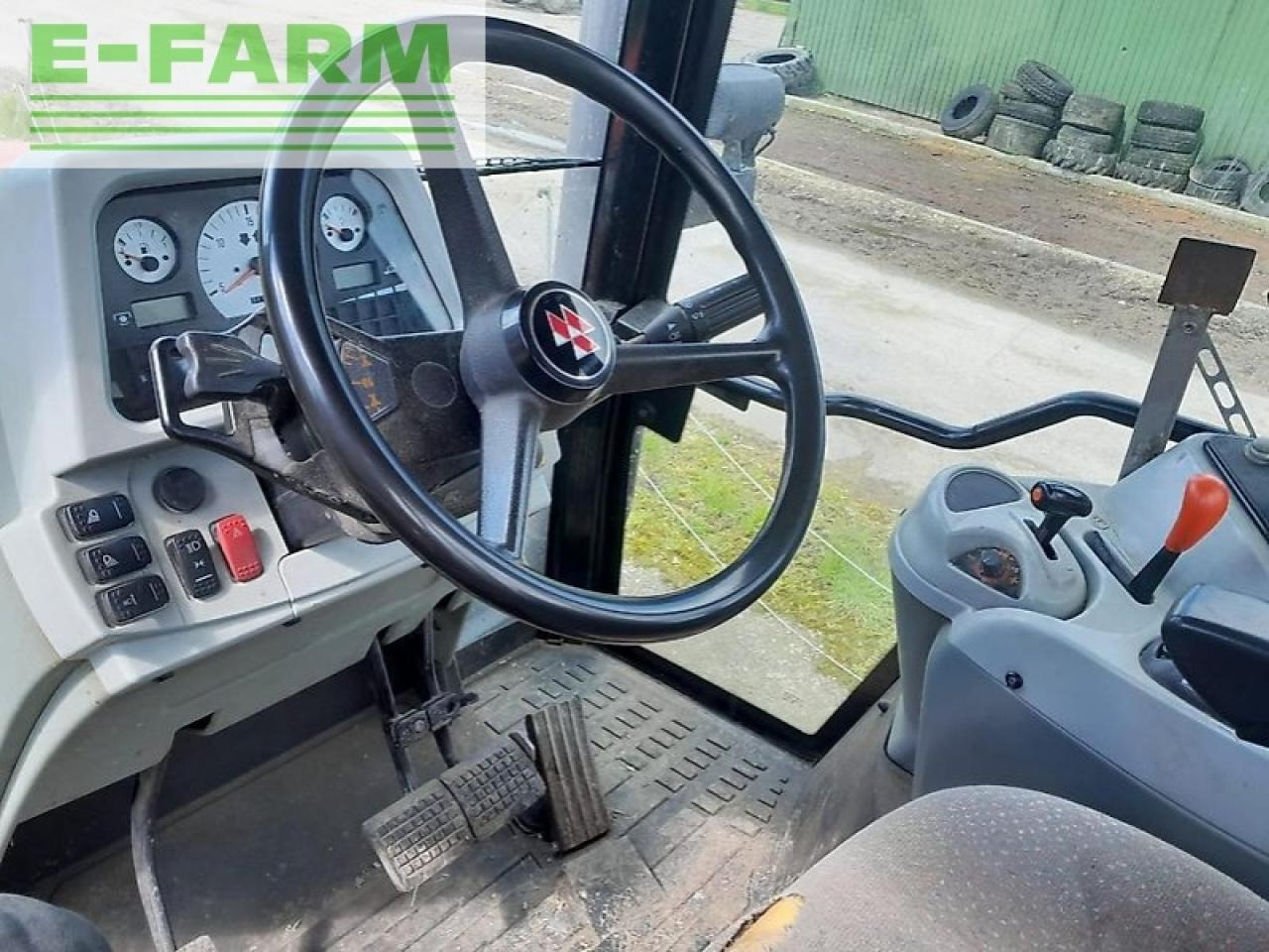 Tracteur agricole Massey Ferguson 5455 dyna-4: photos 16