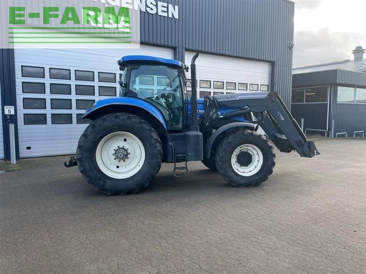 Tracteur agricole New Holland t7.220 med alø frontlæsser: photos 8