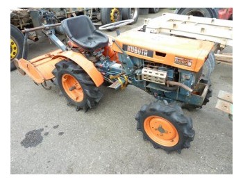 Kubota B6000 - Tracteur agricole