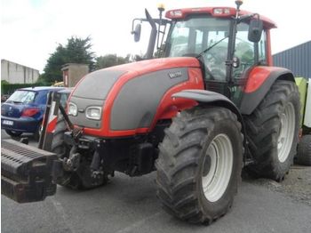 VALTRA T 160 wheeled tractor - Tracteur agricole