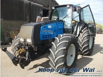 Valtra 8750 Delta power - Tracteur agricole