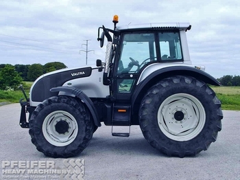 Valtra M150-4 - Tracteur agricole