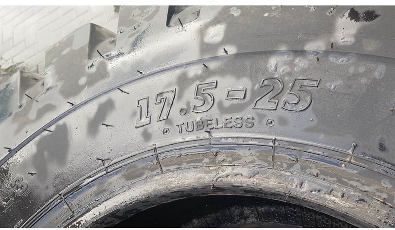 Pneu pour Engins de chantier BKT 17.5-25 - Tyre/Reifen/Band: photos 3