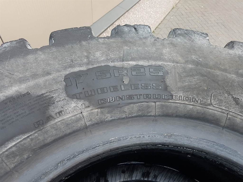 Pneu pour Engins de chantier Liebherr L514 Stereo-Goodyear 17.5R25-Tire/Reifen/Band: photos 8