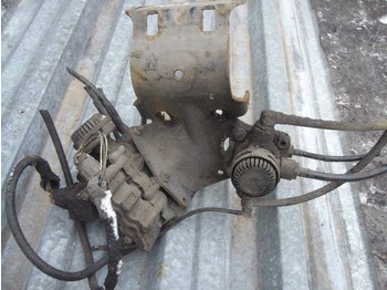 Pièces de frein Mercedes-Benz ATEGO 1523 brake valve: photos 1
