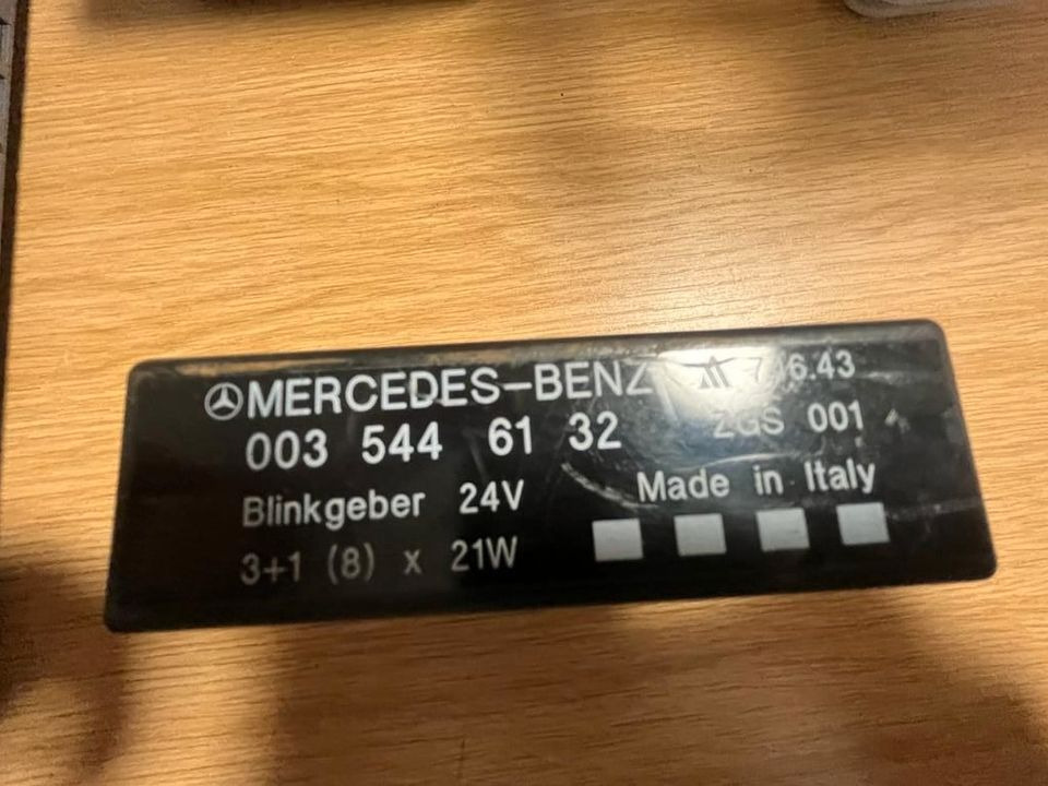 Système électrique pour Camion Mercedes Benz Blinkerrelais Blinkgeber 0035446132: photos 2