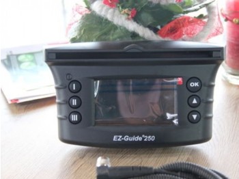 Steyr EZ-Guide 250 mit AG 15 Antenne - Système de navigation