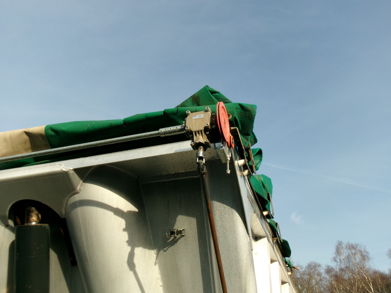 Semi-remorque benne Benalu Tipper trailer alu 22 m3 + tarpaulin: photos 15