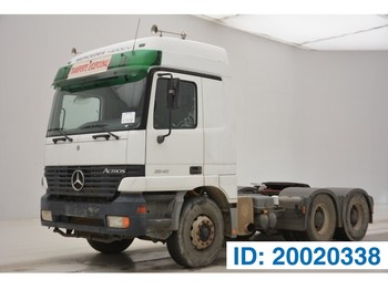 Tracteur routier Mercedes-Benz Actros 2640LS - 6x4: photos 1
