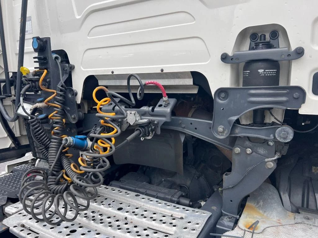 Tracteur routier Scania R520 V8 NGS RETARDER + TUV 12/2024: photos 5