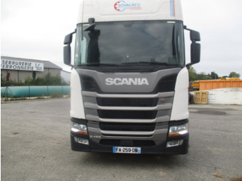 Tracteur routier SCANIA R 450