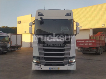 Tracteur routier SCANIA S 450