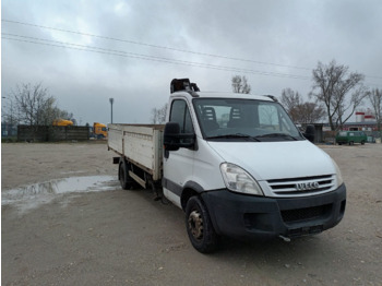 Camion plateau IVECO Daily