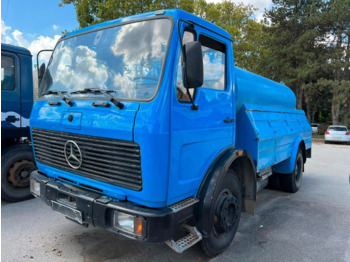 Camion citerne MERCEDES-BENZ