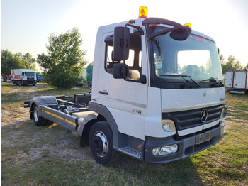 Camion benne MERCEDES-BENZ Atego 818