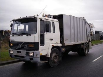 Volvo FL 616 4X2 - Benne à ordures ménagères