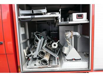 Camion de pompier, Utilitaire double cabine Mercedes-Benz 814 F/Feuerwehr/Pumpe/9 Sitze: photos 5