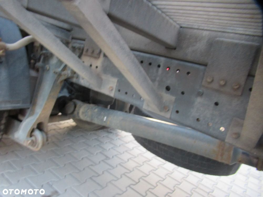 Remorqueuse Mercedes-Benz Axor 2540: photos 14