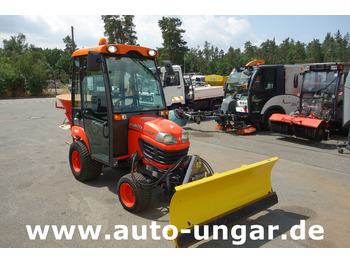 Kubota BX 2350 4WD Winterdienst 4x4 mit Schneepflug & Streuer Kommunaltraktor - Tracteur communal