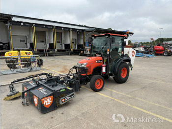  Traktor Kubota ST401 + Sopvals, Plog & sandspridare - Tracteur communal