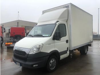 Fourgon grand volume IVECO DAILY 35C15