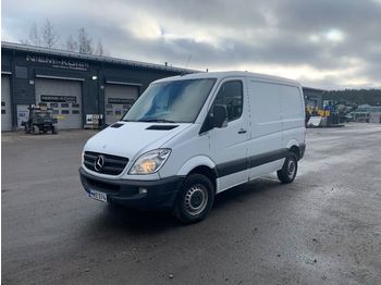 Fourgon utilitaire MERCEDES-BENZ Sprinter 313 CDI